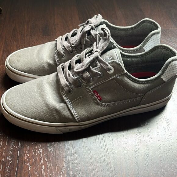 Levi’s sneakers  - Picture 1 of 5